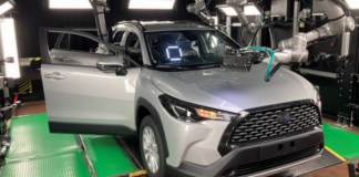 Techman Robot successfully entered the supply chain of major European and Japanese car manufacturers