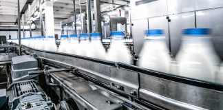 NSK Silver-Lube® bearings withstand wash-down fluids on bottling line conveyor